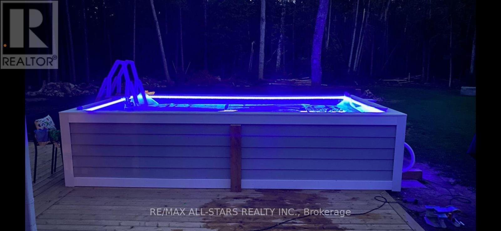 228 Riverside Drive, Kawartha Lakes (Bobcaygeon), ON - Outdoor