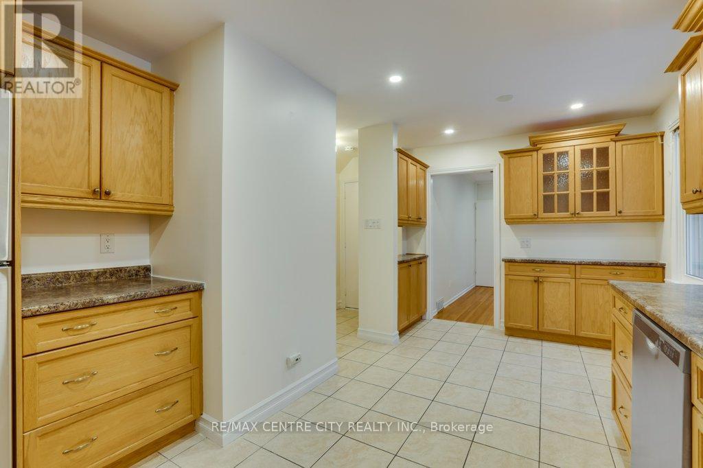 37 Westmorland Road, London South (South N), ON - Indoor Photo Showing Kitchen