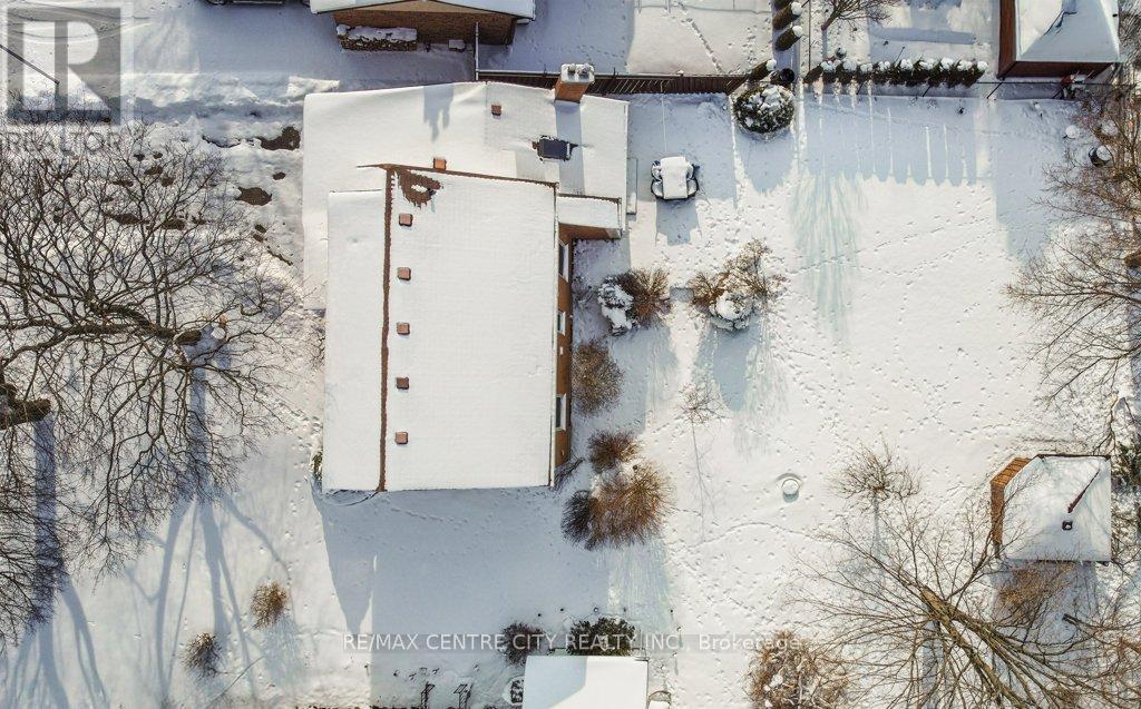 37 Westmorland Road, London South (South N), ON - Outdoor