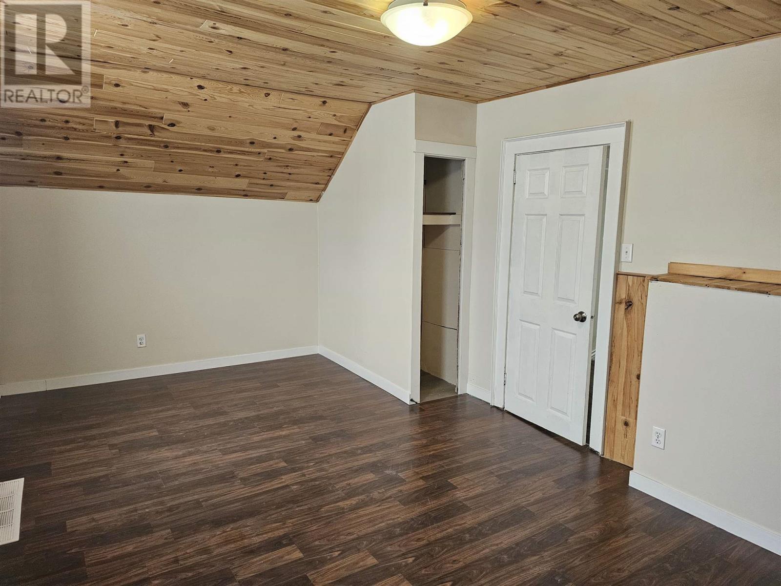 351 Bloor St W, Sault Ste. Marie, ON - Indoor Photo Showing Other Room