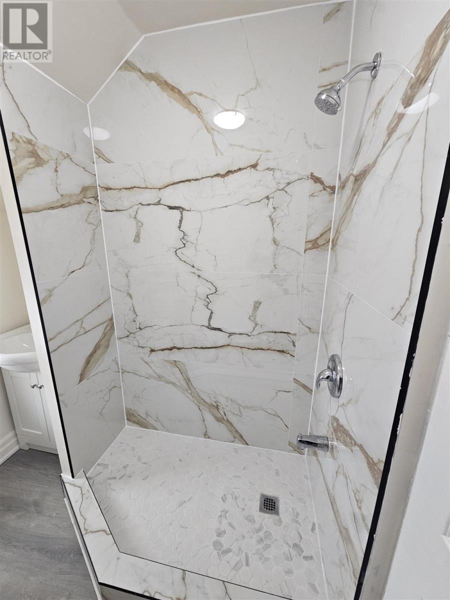 351 Bloor St W, Sault Ste. Marie, ON - Indoor