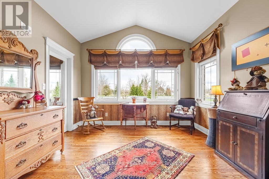 Second Bedroom with W/I Closet - 6980 Mansfield Road, Ottawa, ON - Indoor