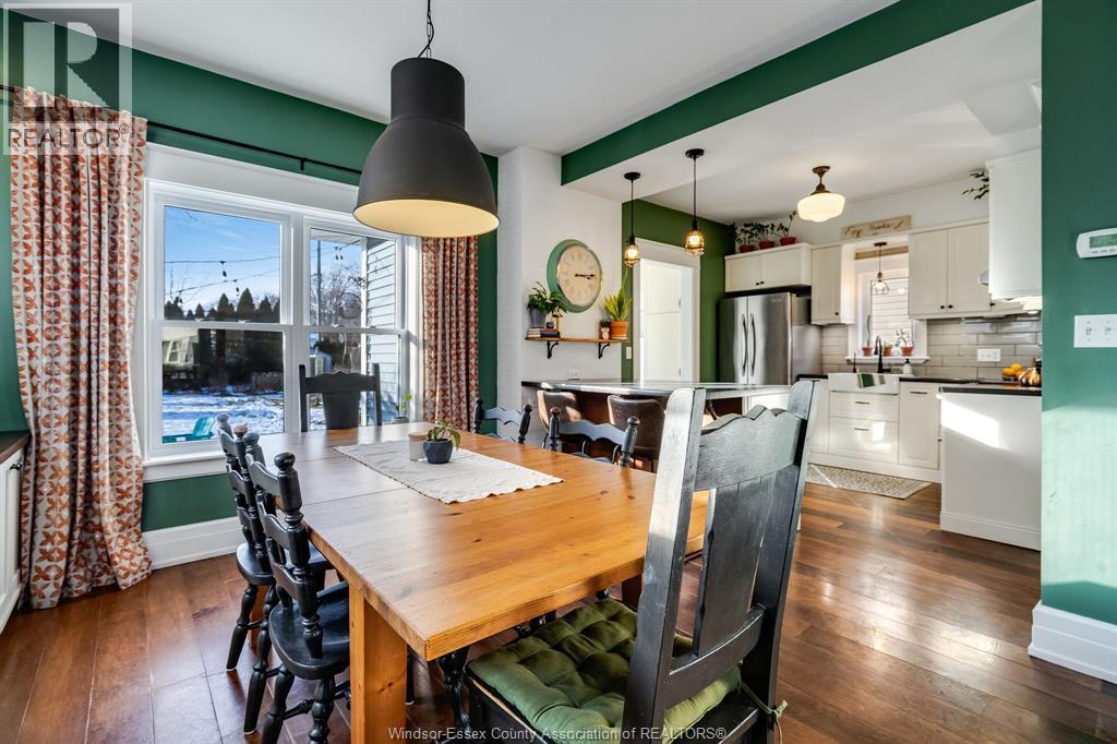 41 Fox Street, Leamington, ON - Indoor Photo Showing Dining Room