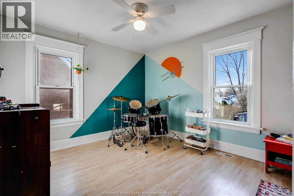 41 Fox Street, Leamington, ON - Indoor