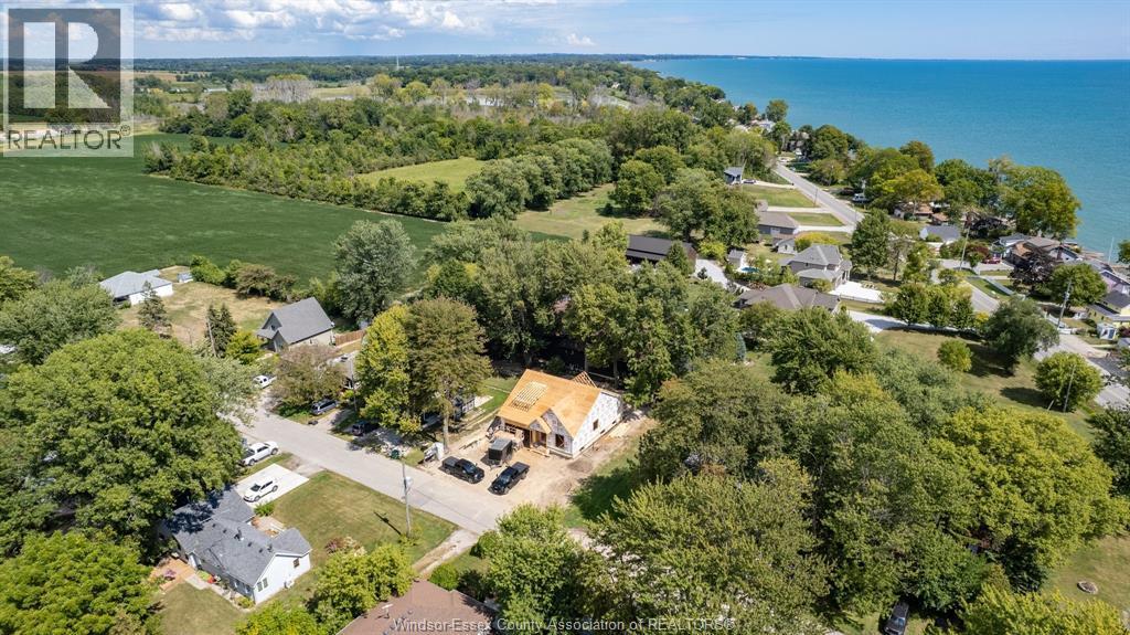 252 Ford Road, Kingsville, ON - Outdoor With Body Of Water With View