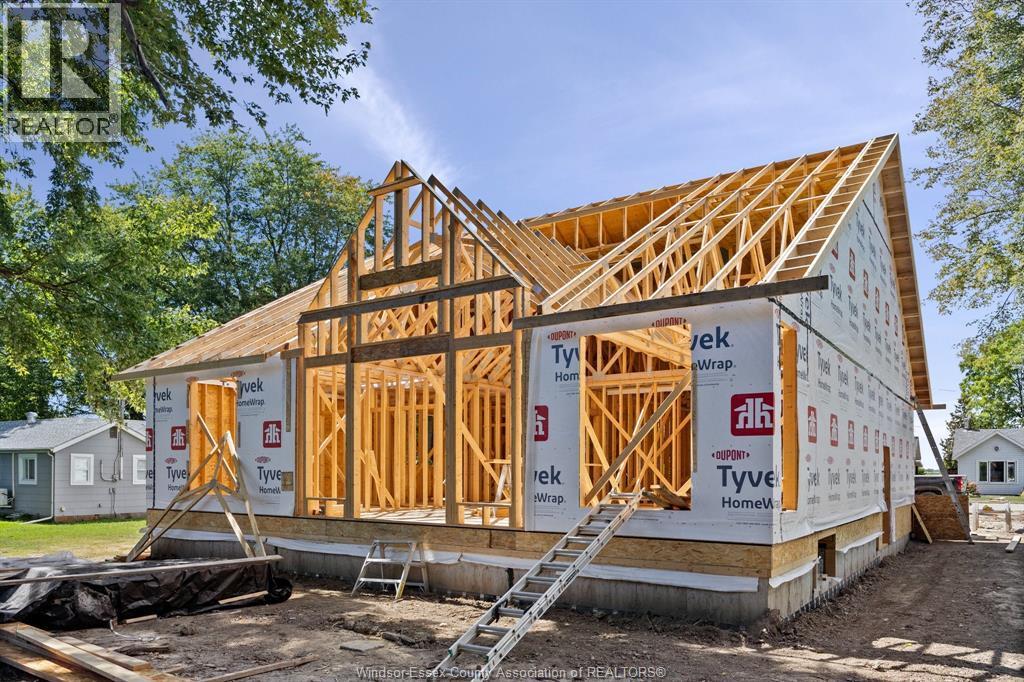 252 Ford Road, Kingsville, ON - Outdoor