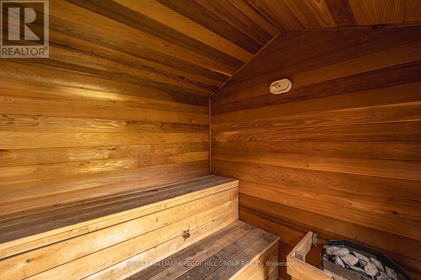 262 Duckworth Street, Barrie, ON - Indoor Photo Showing Other Room