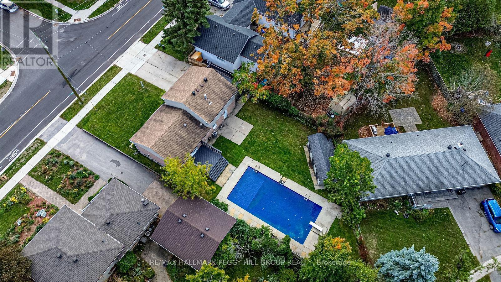 262 Duckworth Street, Barrie, ON - Outdoor With In Ground Pool With View