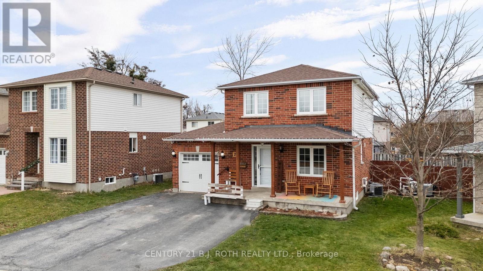 27 Golds Crescent, Barrie, ON - Outdoor