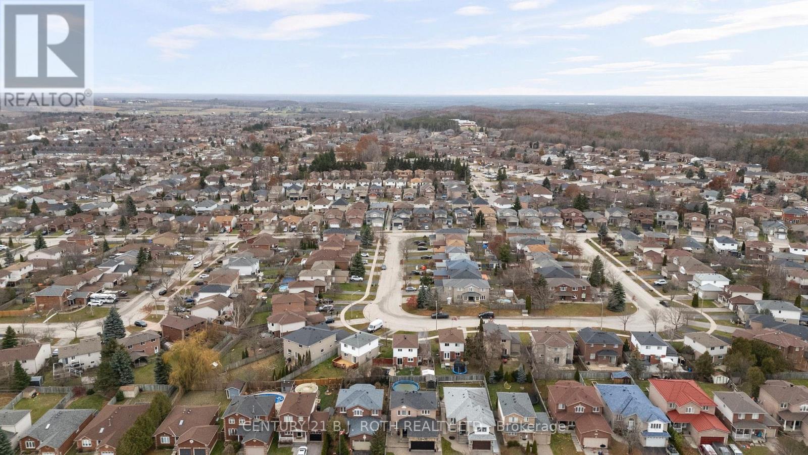 27 Golds Crescent, Barrie, ON - Outdoor With View