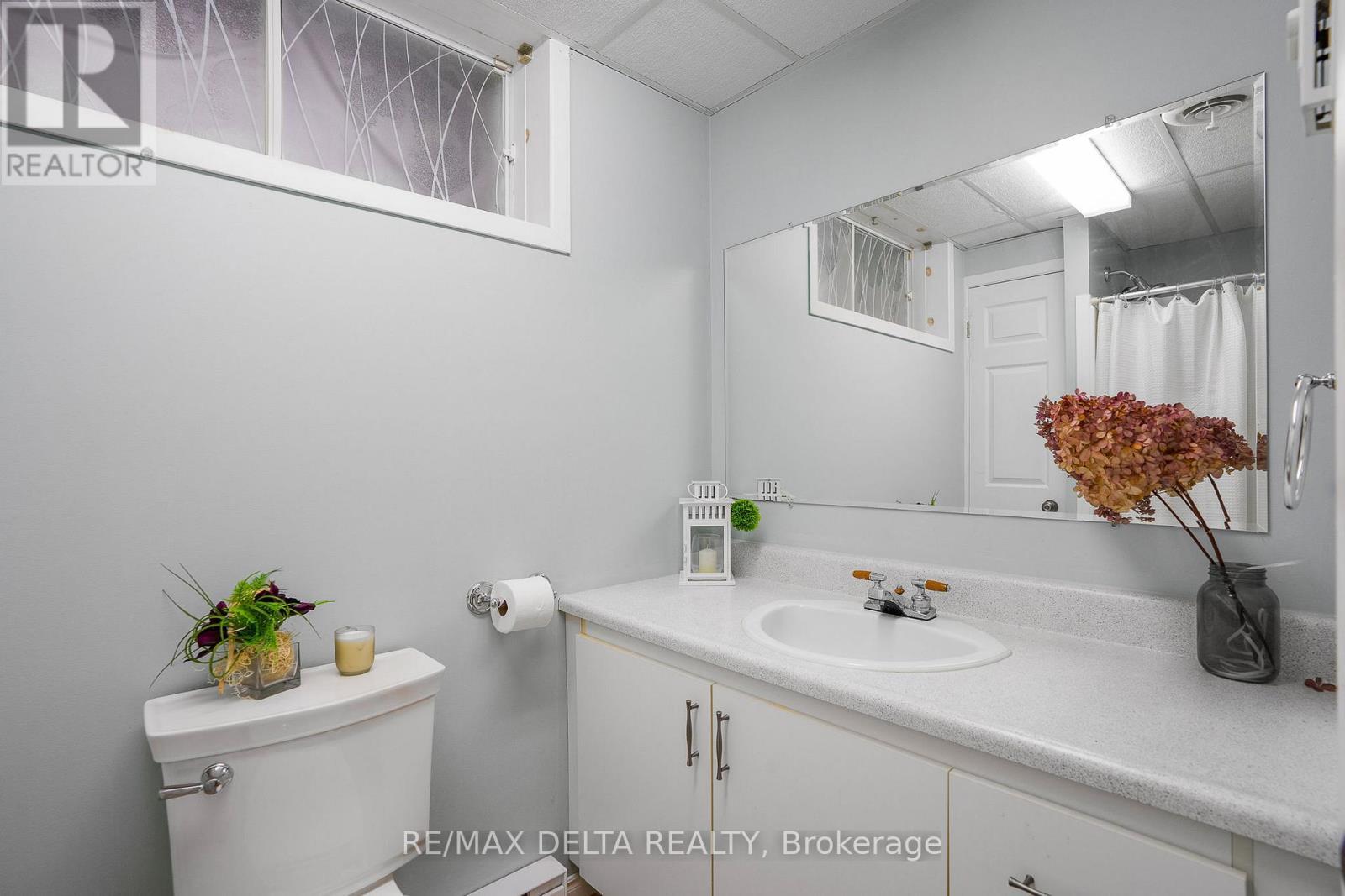 95 Lalande Crescent, Alfred And Plantagenet, ON - Indoor Photo Showing Bathroom