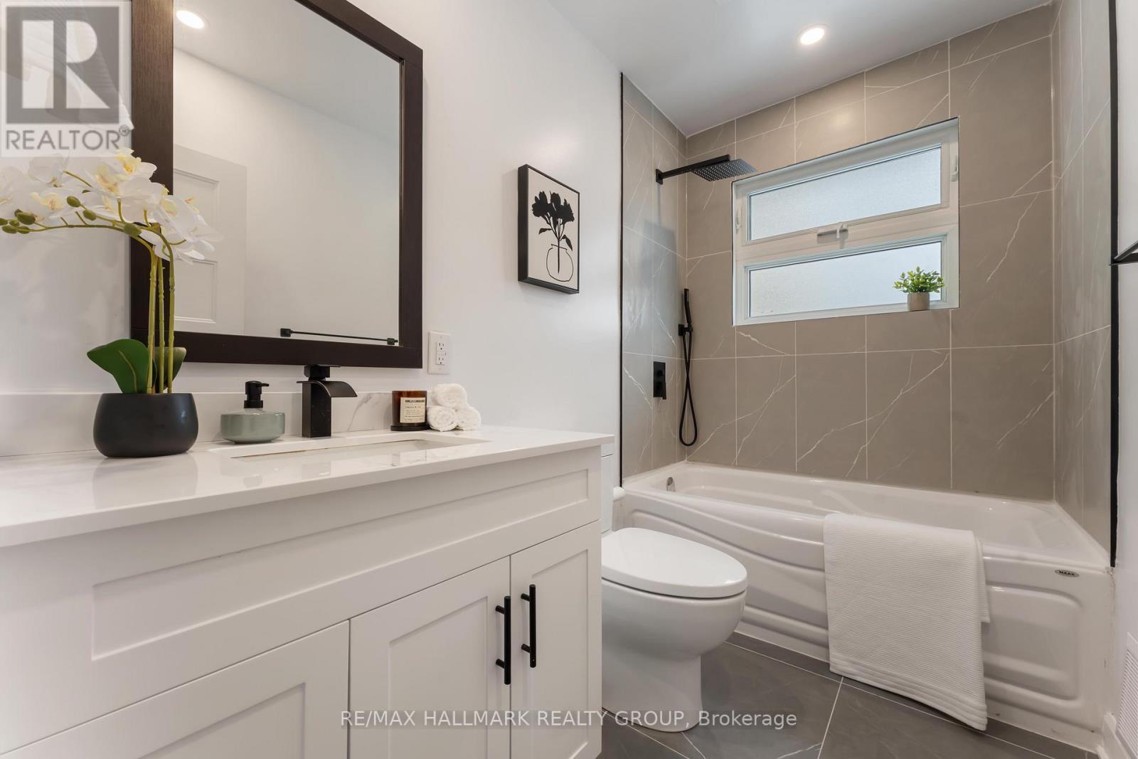 1796 Saunderson Drive, Ottawa, ON - Indoor Photo Showing Bathroom