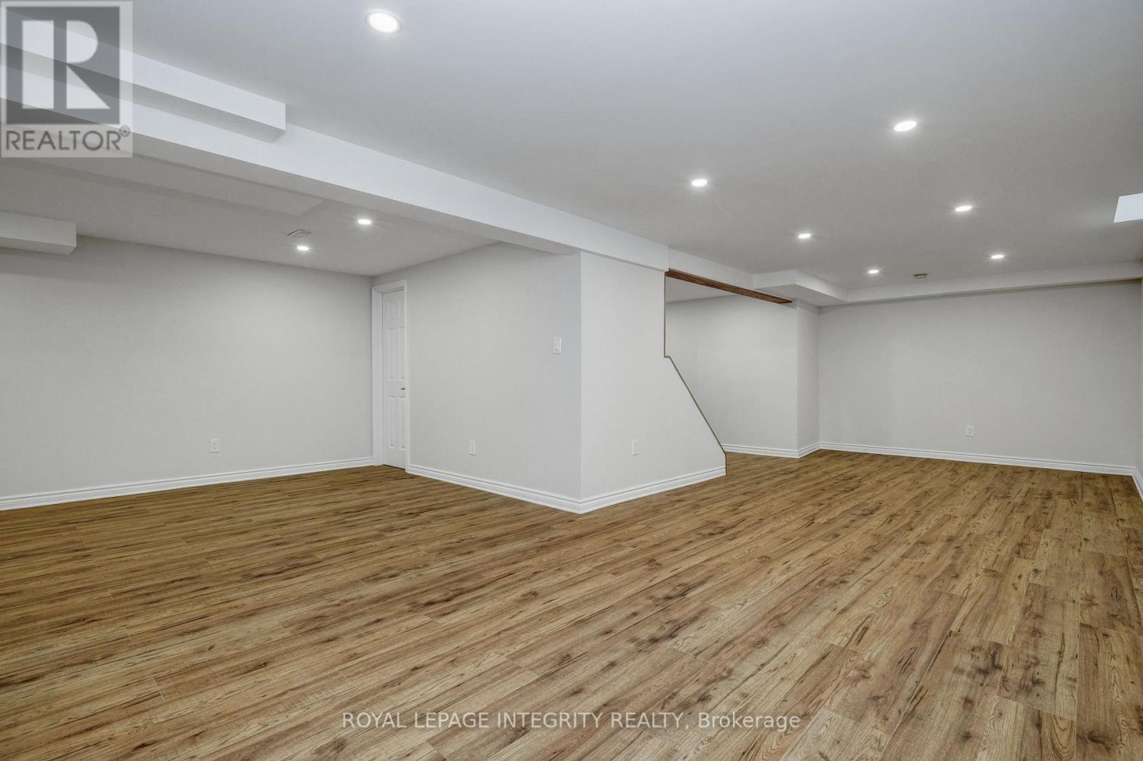 LOWER LEVEL REC ROOM - 2177 Lenester Avenue, Ottawa, ON - Indoor