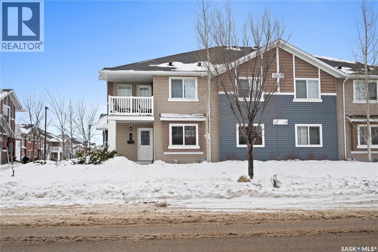62 5612 Gordon Road, Regina, SK - Outdoor With Facade
