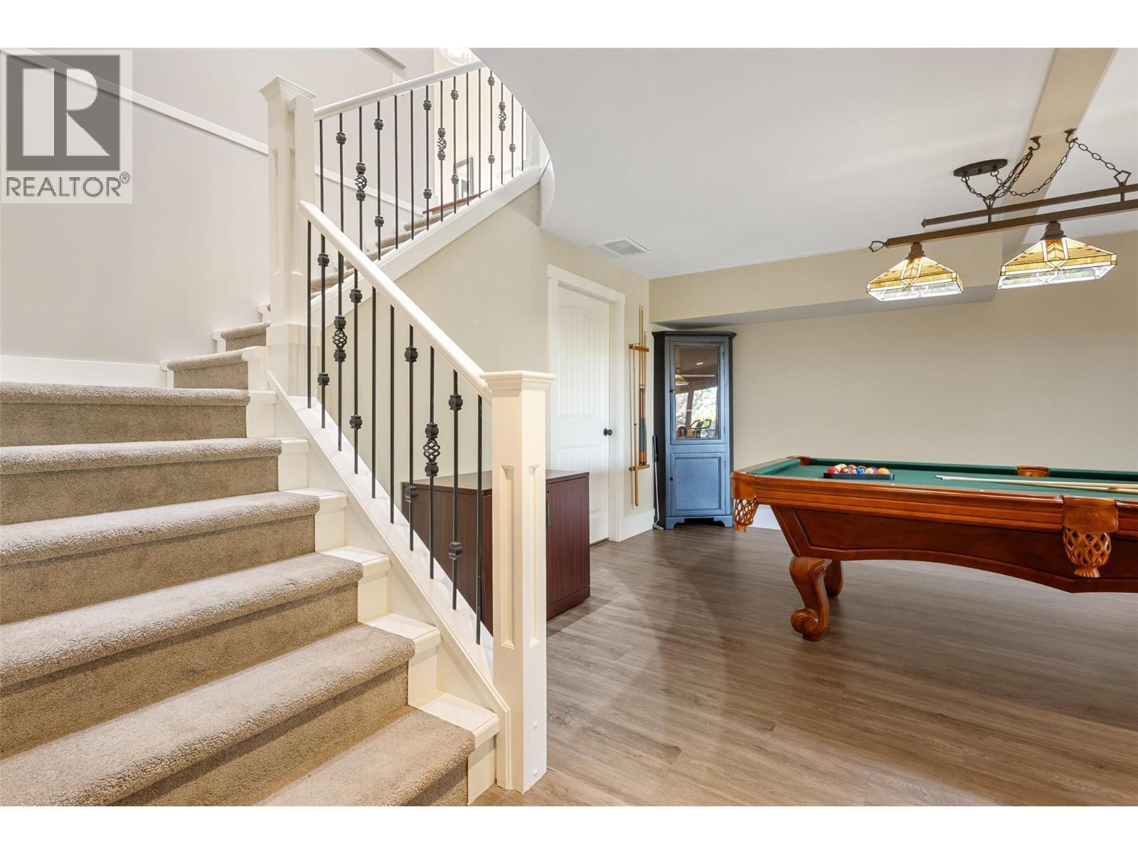 1012 Arbor View Drive, Kelowna, BC - Indoor Photo Showing Other Room