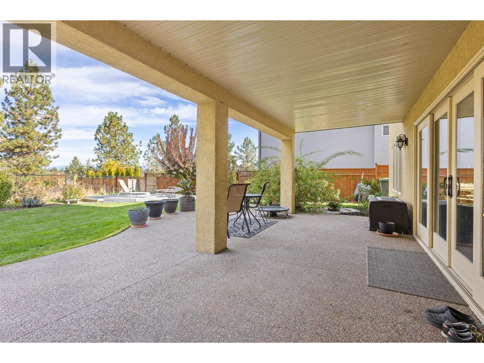 1012 Arbor View Drive, Kelowna, BC - Outdoor With Deck Patio Veranda With Exterior