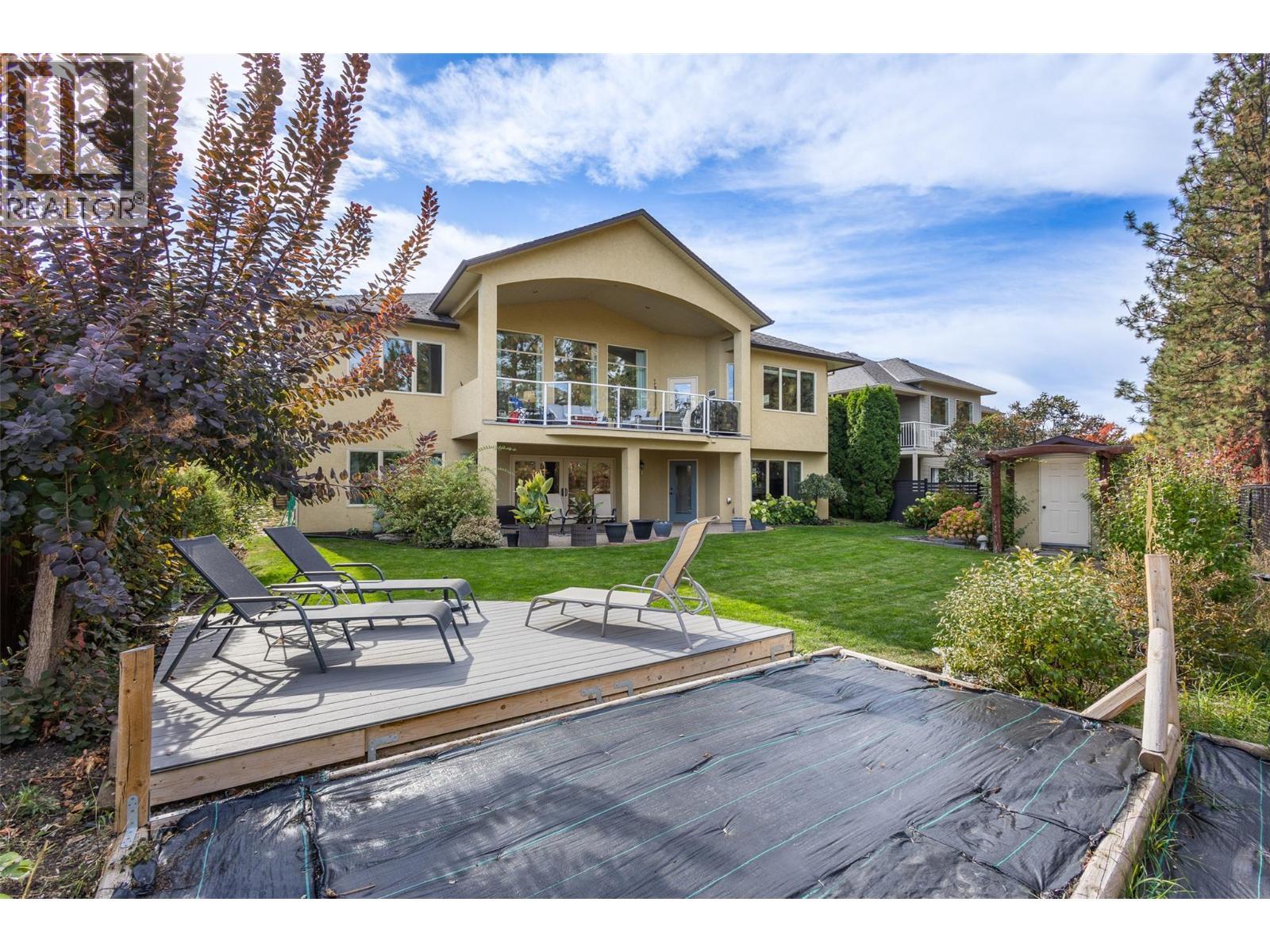 1012 Arbor View Drive, Kelowna, BC - Outdoor