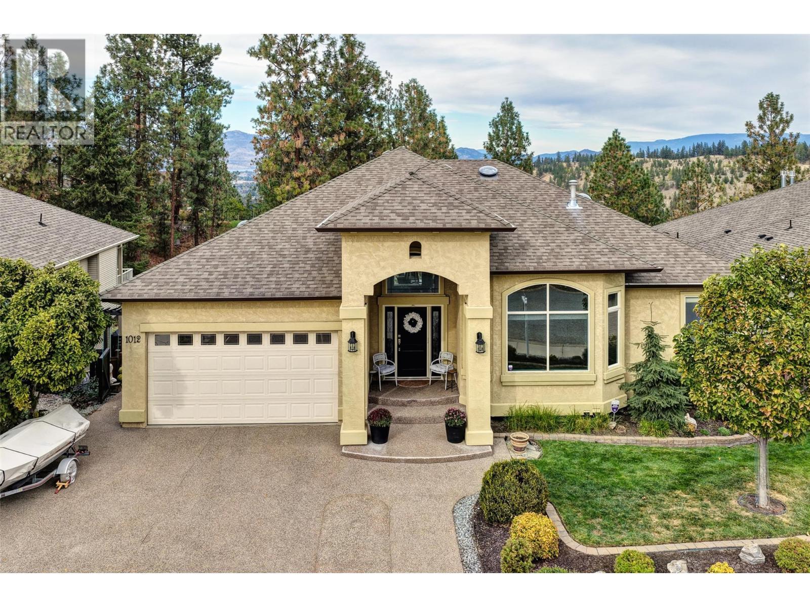 1012 Arbor View Drive, Kelowna, BC - Outdoor