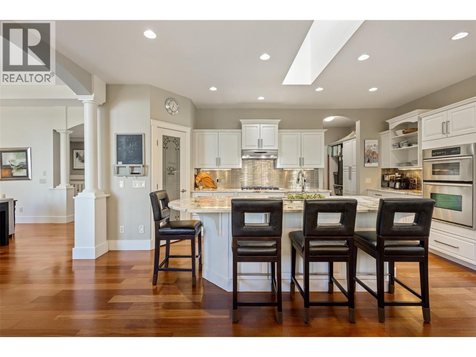 1012 Arbor View Drive, Kelowna, BC - Indoor Photo Showing Other Room