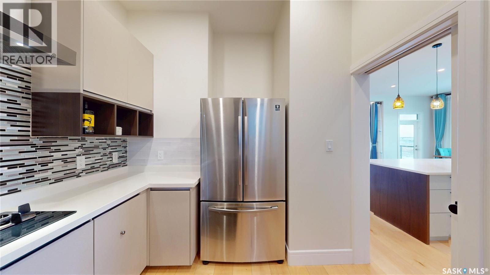 407 Kenaschuk Crescent, Saskatoon, SK - Indoor Photo Showing Kitchen