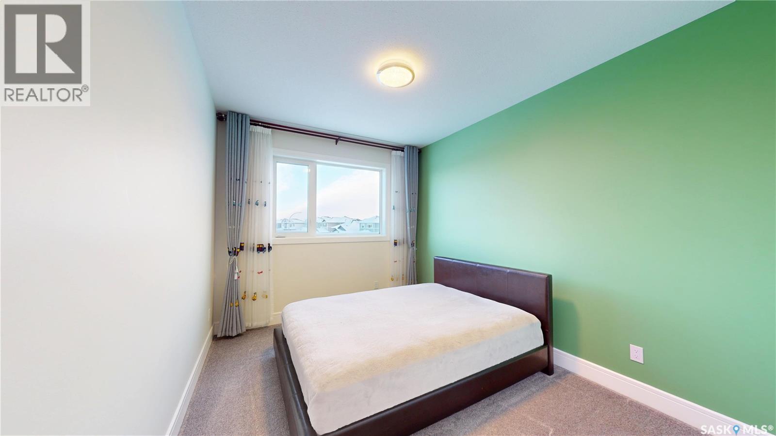 407 Kenaschuk Crescent, Saskatoon, SK - Indoor Photo Showing Bedroom