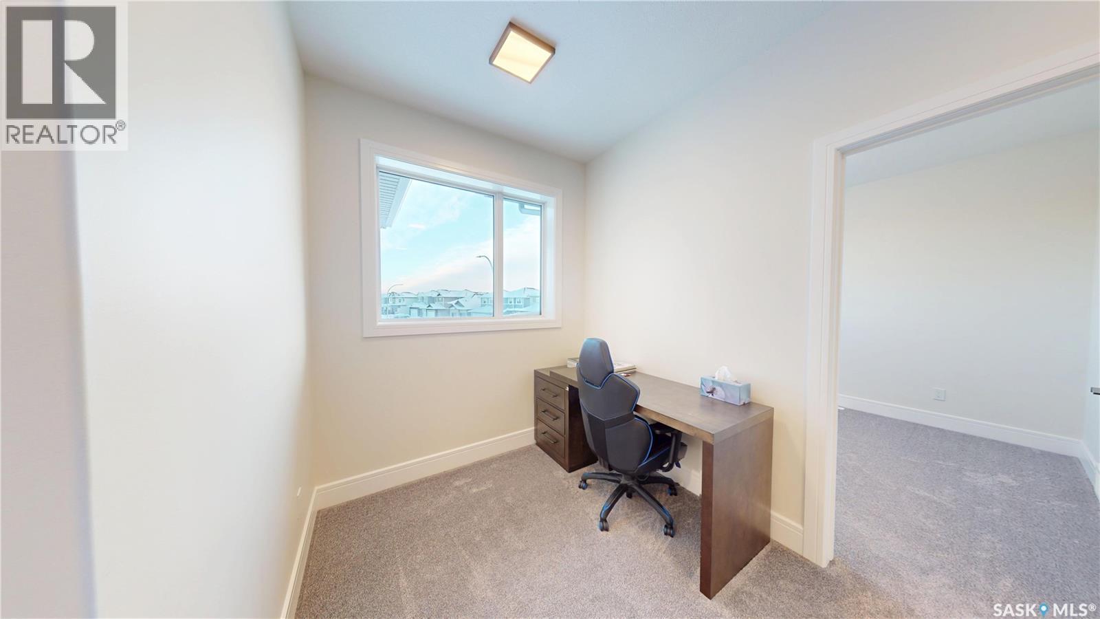 407 Kenaschuk Crescent, Saskatoon, SK - Indoor Photo Showing Other Room