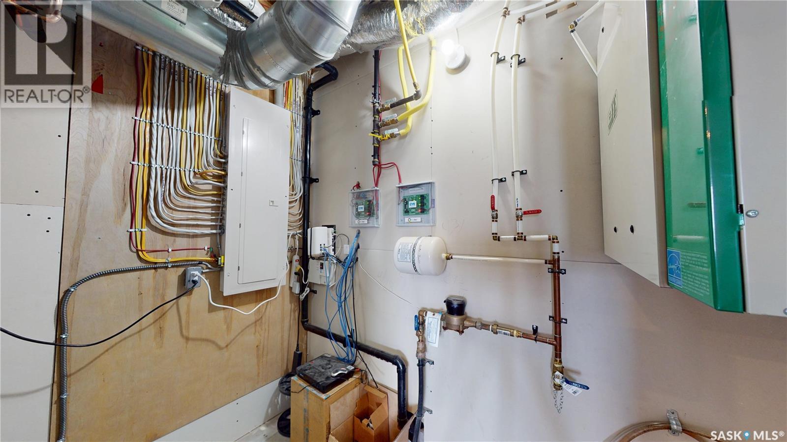 407 Kenaschuk Crescent, Saskatoon, SK - Indoor Photo Showing Basement