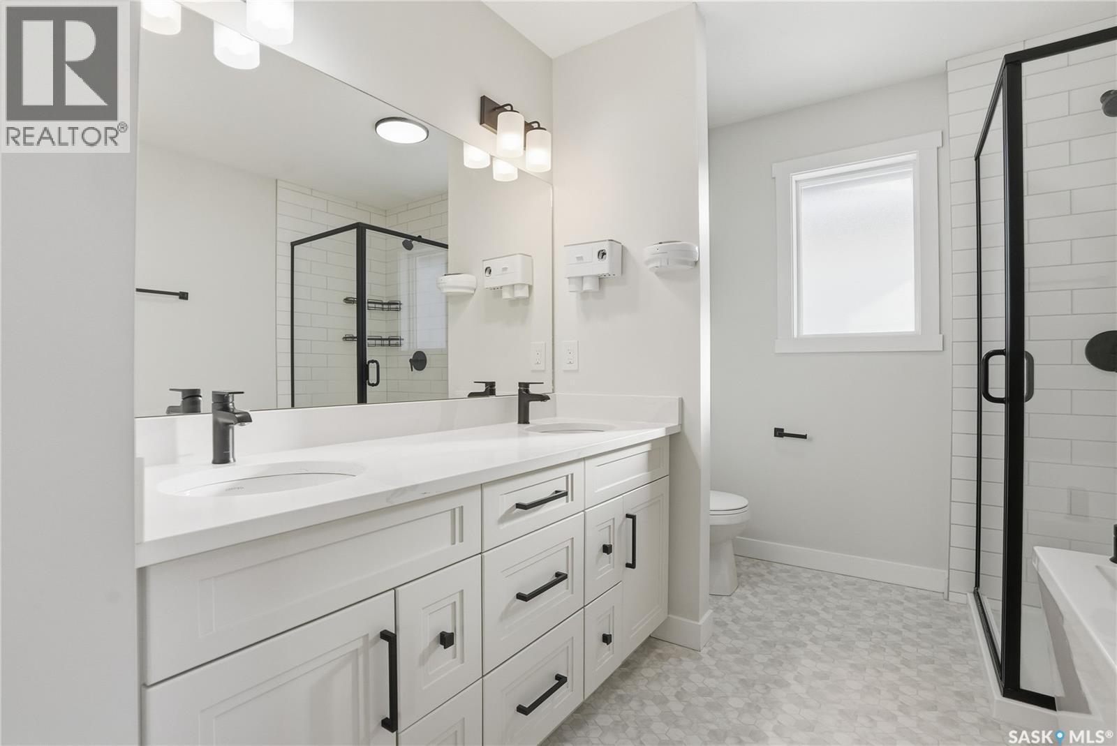 134 Chelsom Bend, Saskatoon, SK - Indoor Photo Showing Bathroom
