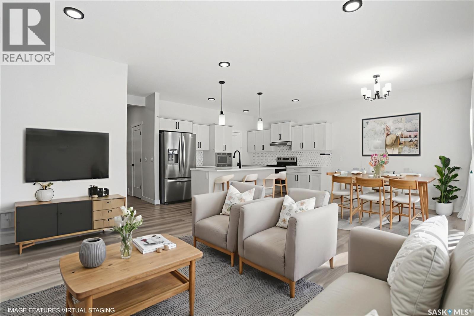 134 Chelsom Bend, Saskatoon, SK - Indoor Photo Showing Living Room