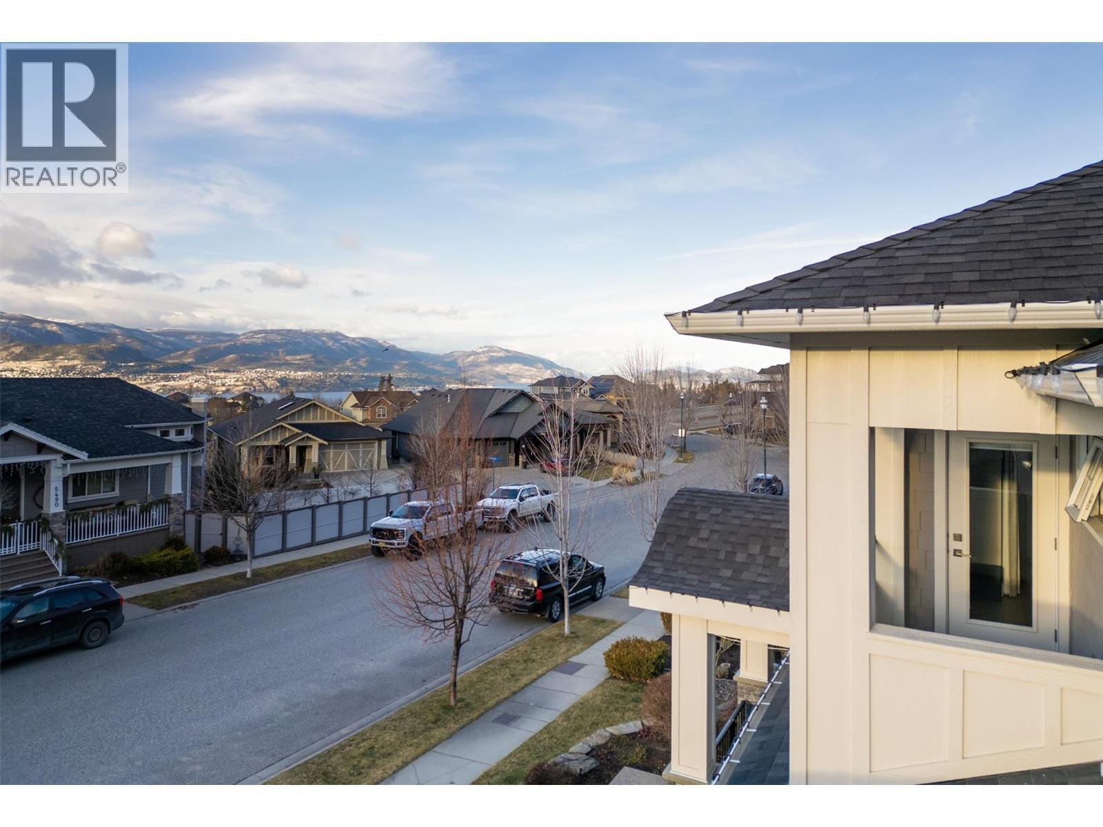5499 Mountainside Drive, Kelowna, BC - Outdoor