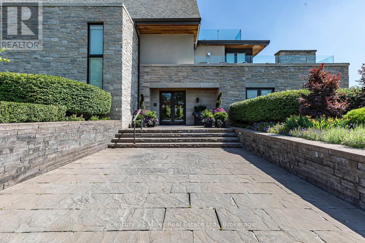 26 - 10 Maple Grove Drive, Oakville (Mo Morrison), ON - Outdoor