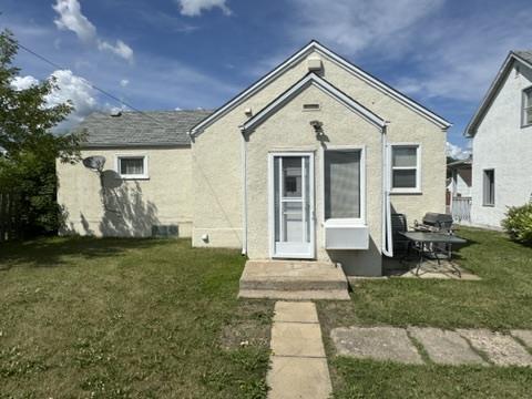 4826 50 Ave, St. Paul, AB