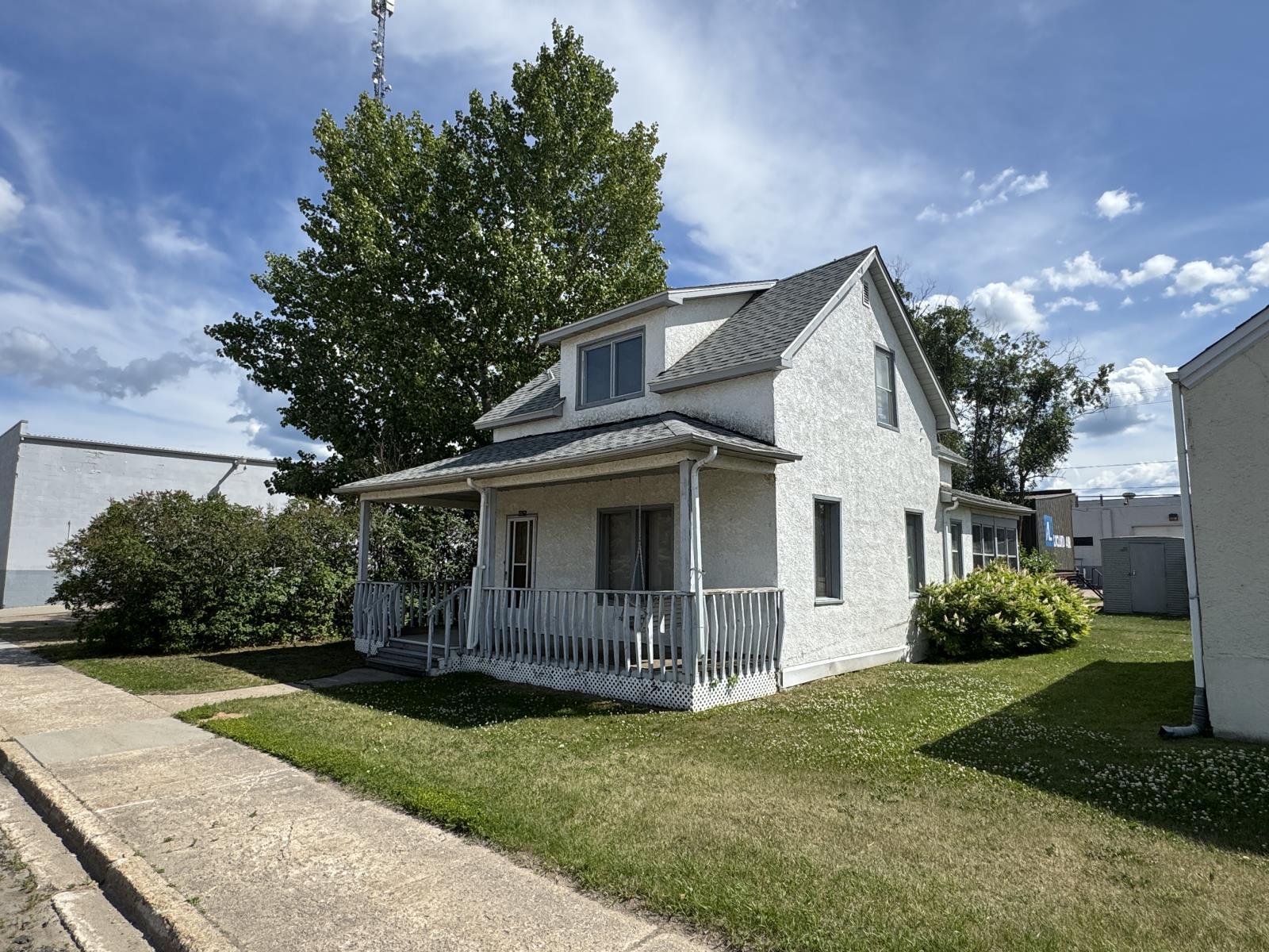 4826 50 Ave, St. Paul, AB