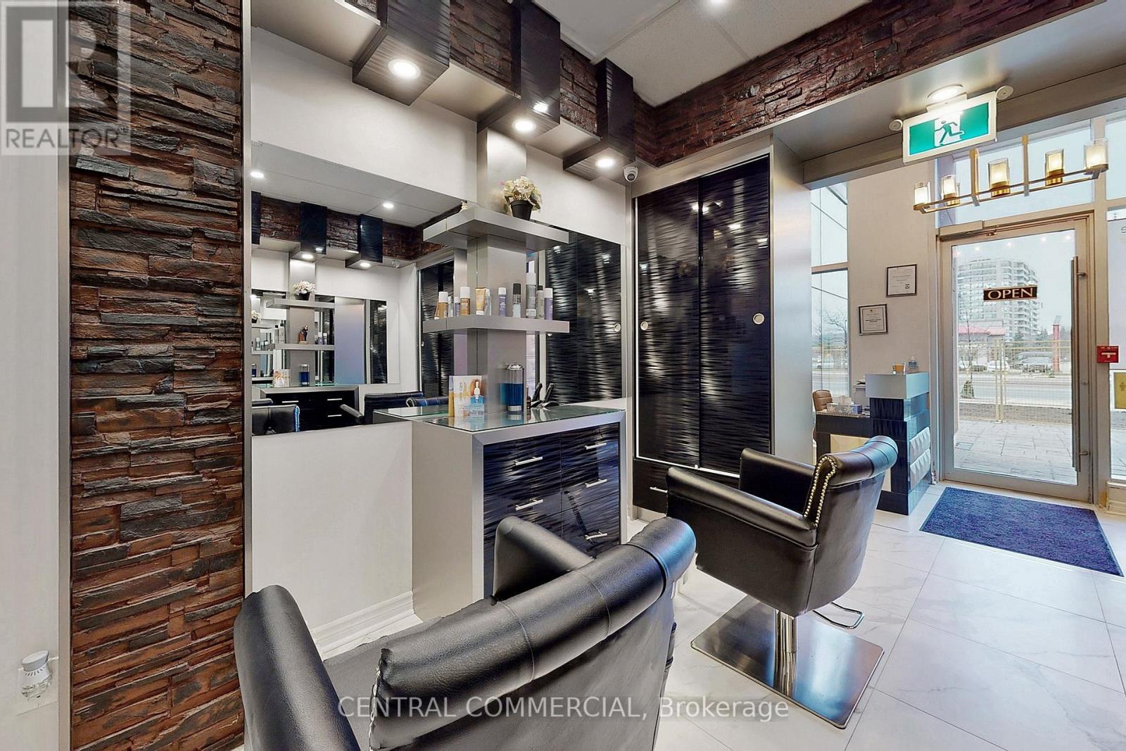 A8 - 9610 Yonge Street, Richmond Hill, ON