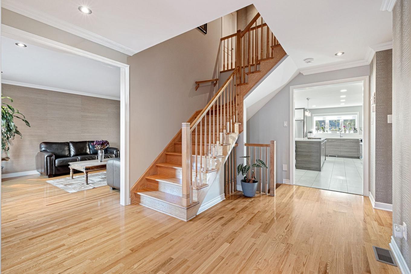 Vue d'ensemble - 314 Rue De Gascogne, Boucherville, QC - Indoor Photo Showing Other Room