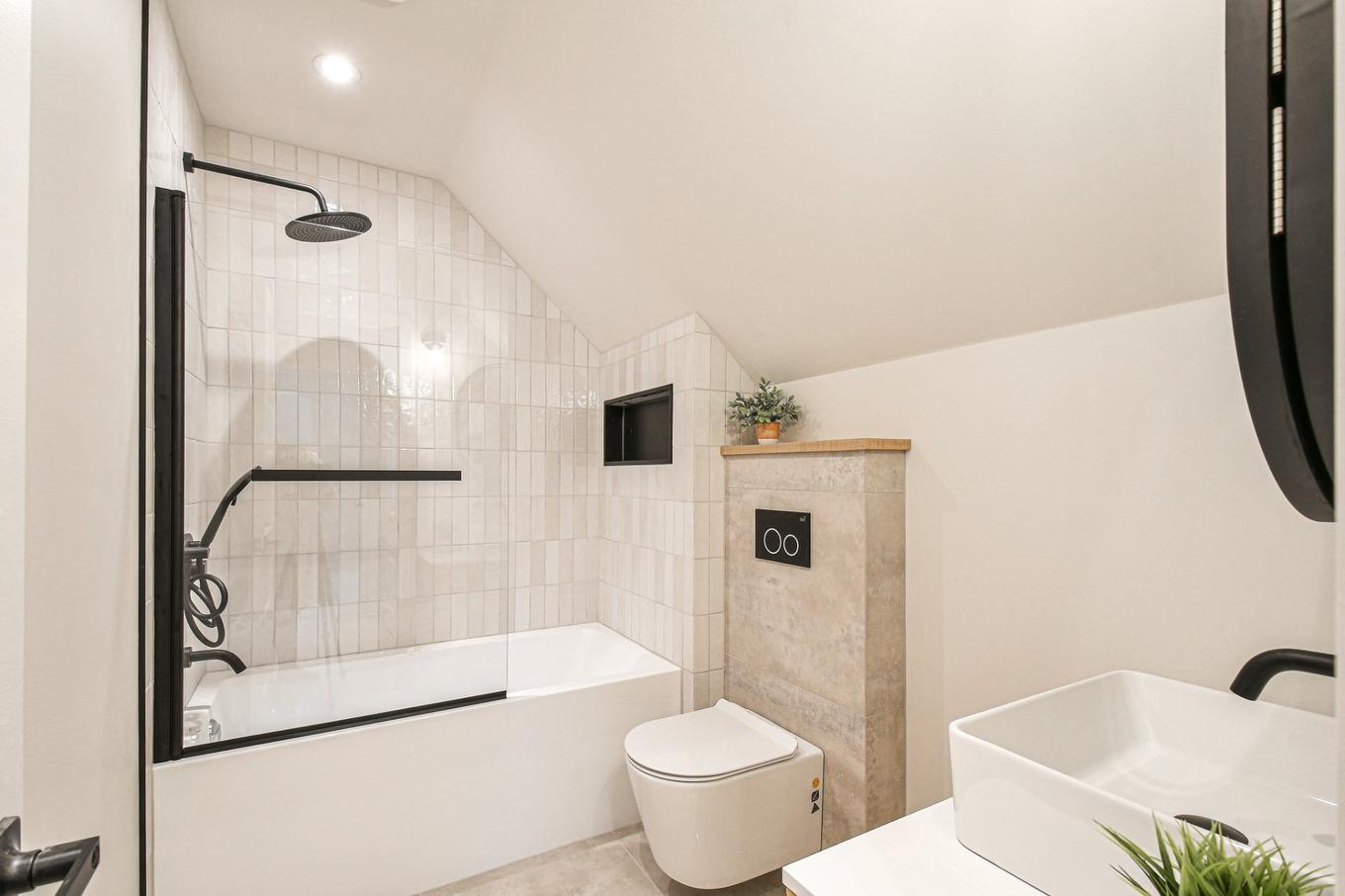 Salle de bains - 34 Mtée Manory, Sainte-Marguerite-Du-Lac-Masson, QC - Indoor Photo Showing Bathroom