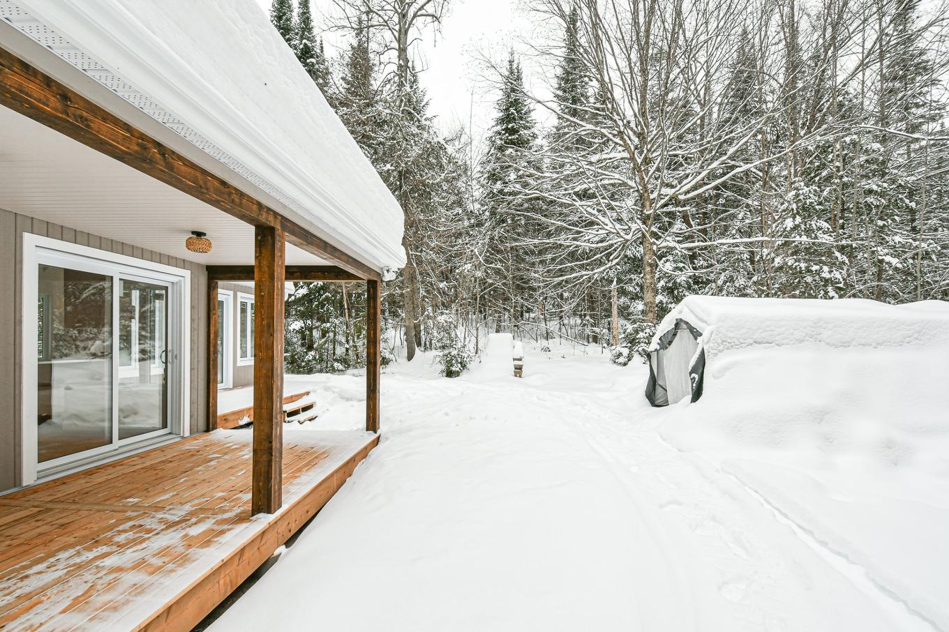 Extérieur - 34 Mtée Manory, Sainte-Marguerite-Du-Lac-Masson, QC - Outdoor