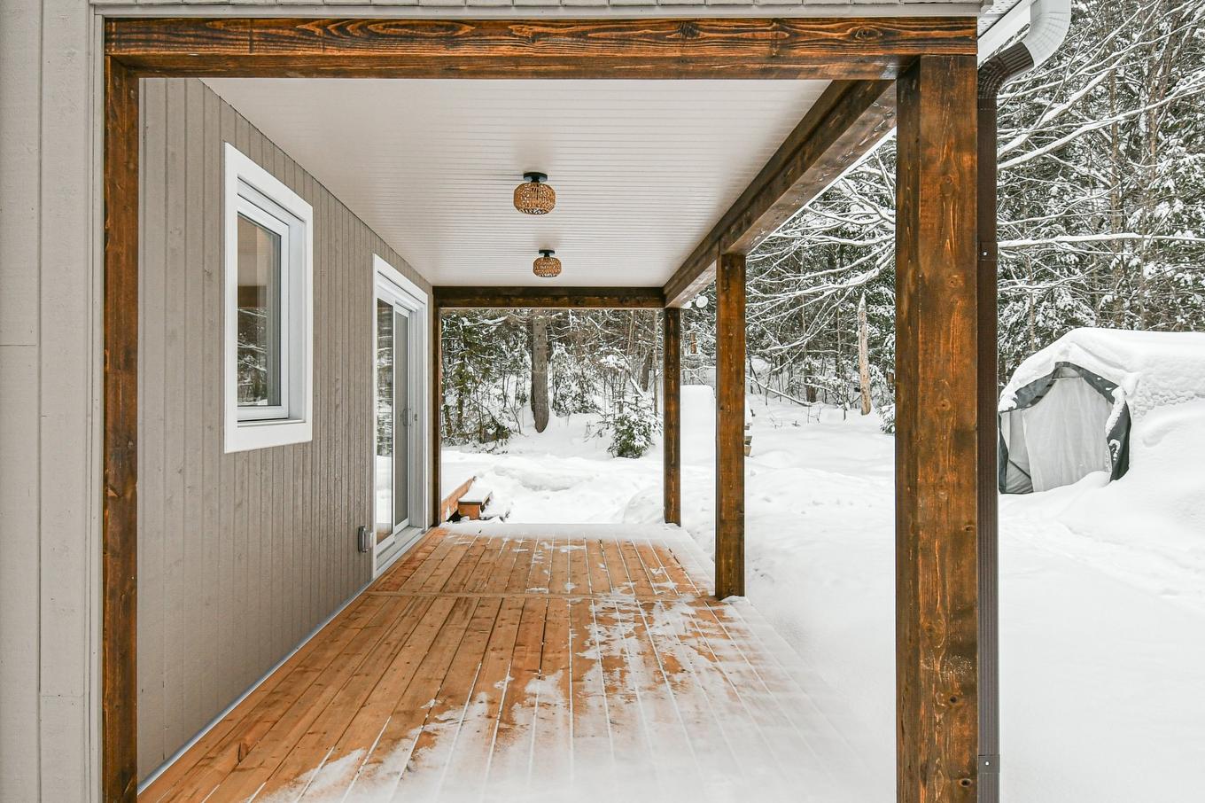 Terrasse - 34 Mtée Manory, Sainte-Marguerite-Du-Lac-Masson, QC - Outdoor With Exterior