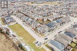 Total privacy-no neighbours across the road -