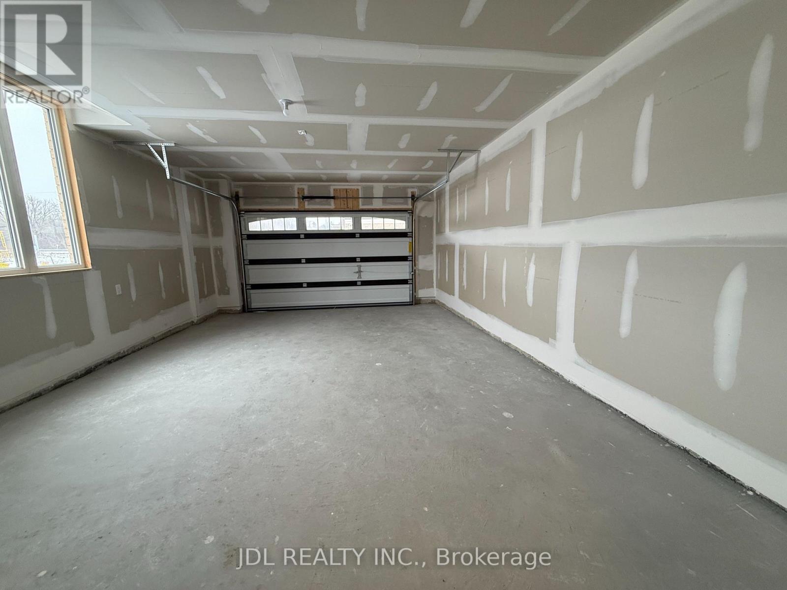 3017 Gatestone Path, Pickering, ON - Indoor Photo Showing Garage