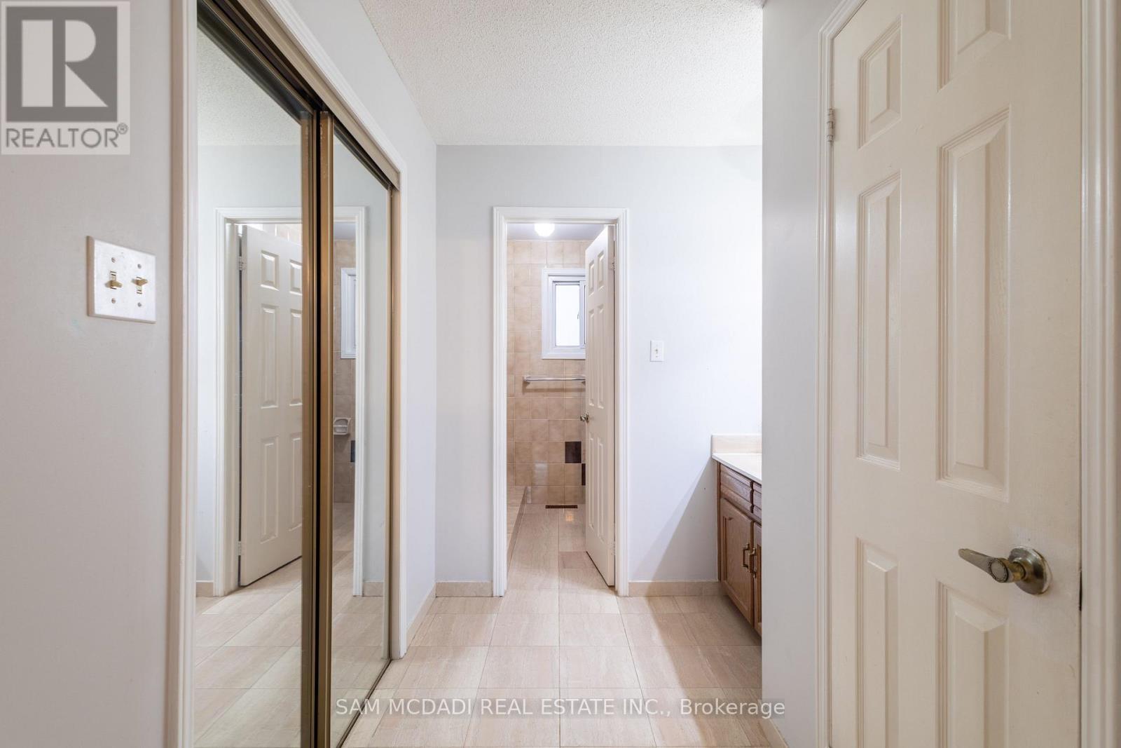 2093 The Chase, Mississauga, ON - Indoor Photo Showing Other Room