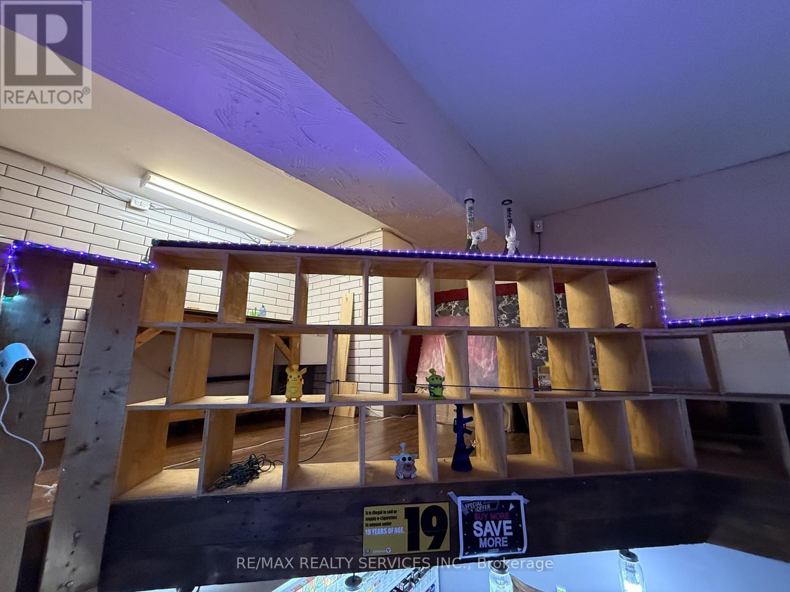 168 King Street W, Hamilton, ON