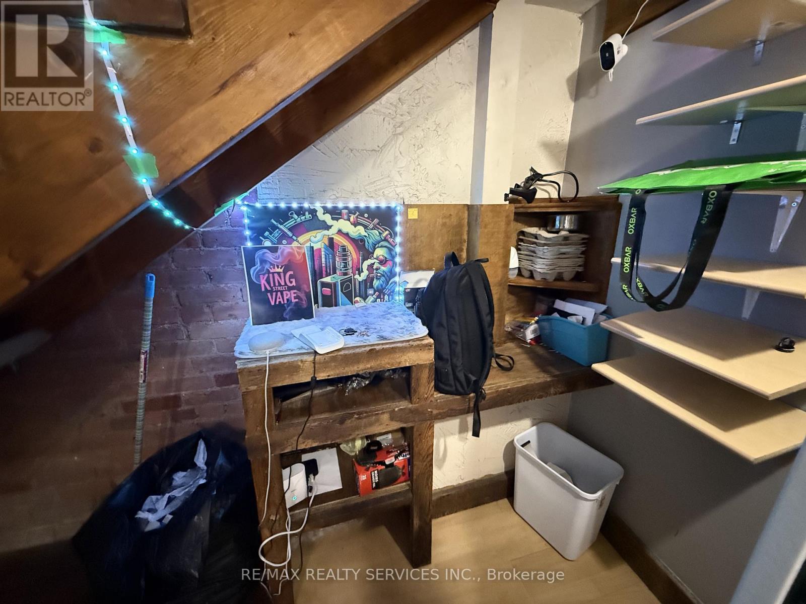 168 King Street W, Hamilton, ON