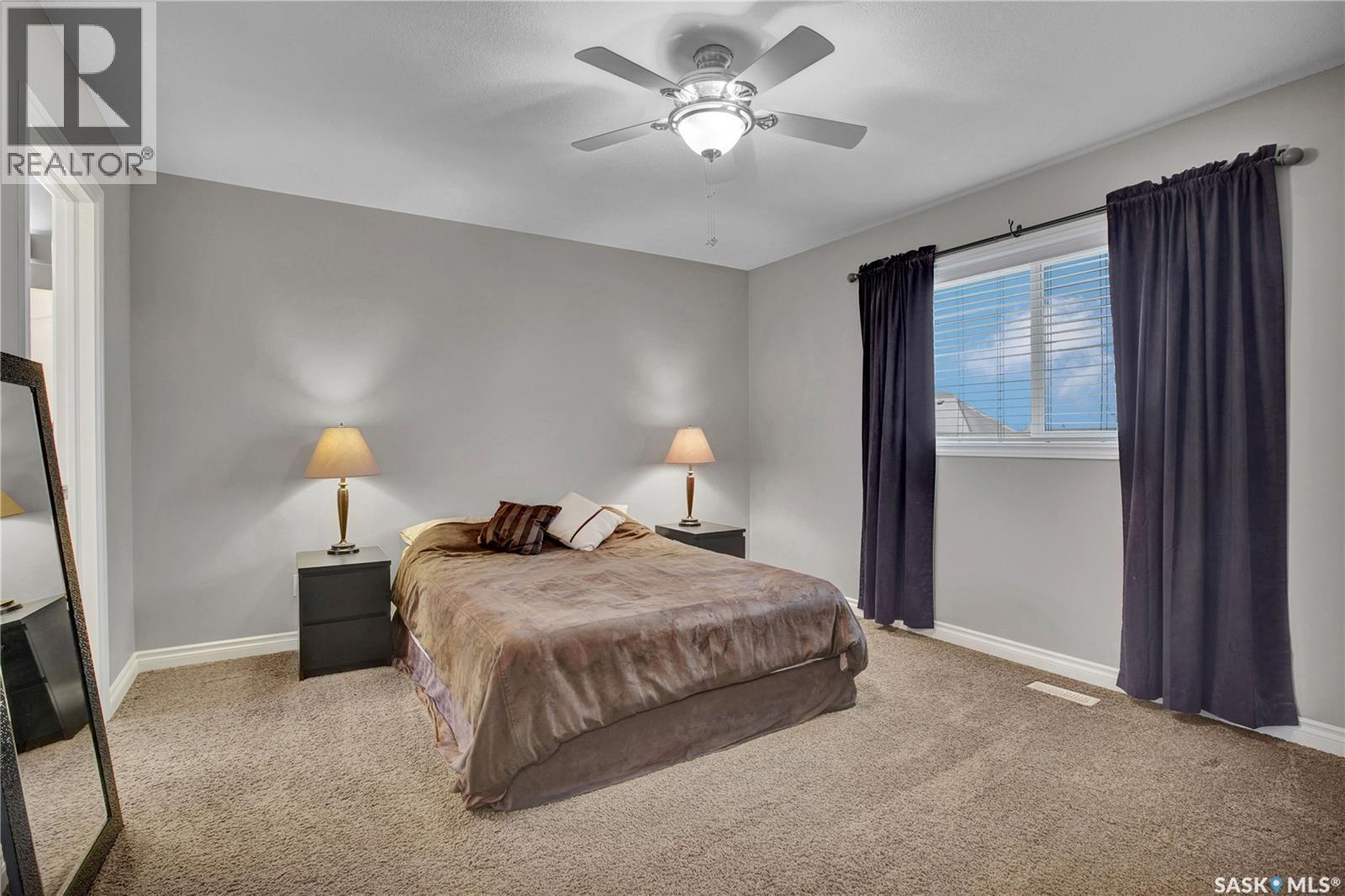 1510 Shepherds Crescent, Saskatoon, SK - Indoor Photo Showing Bedroom