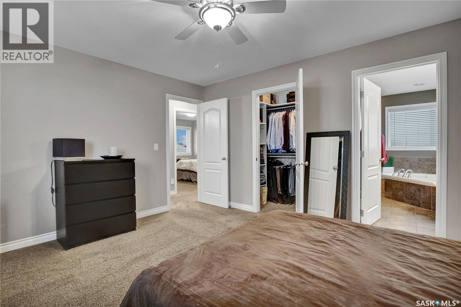 1510 Shepherds Crescent, Saskatoon, SK - Indoor Photo Showing Bedroom