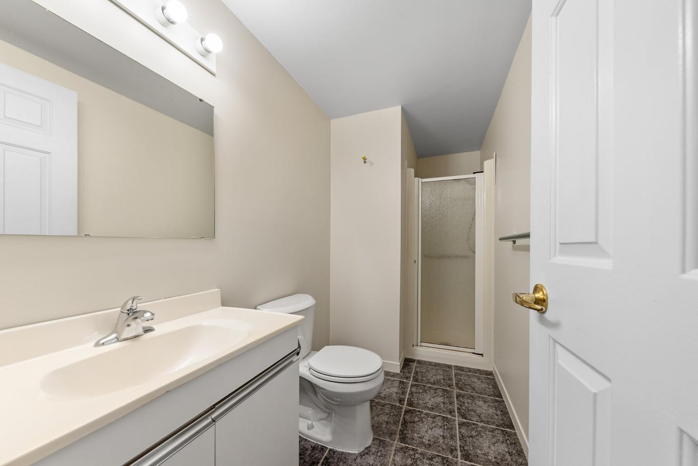 Salle de bains - 94 Rue Hébert, Napierville, QC - Indoor Photo Showing Bathroom