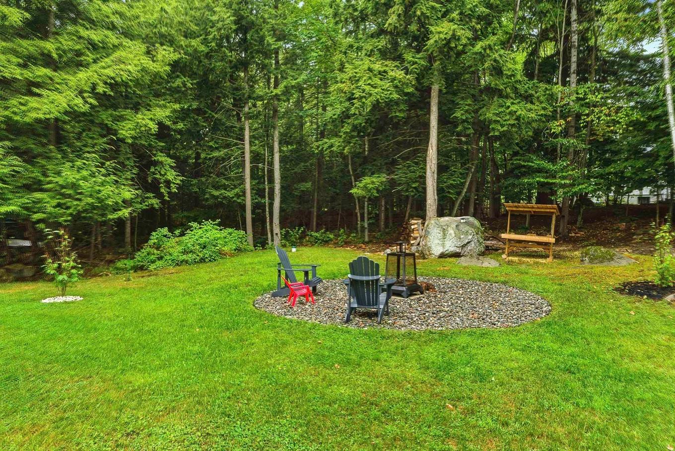 Exterior - 250 Rue D'Orion, Saint-Hippolyte, QC - Outdoor