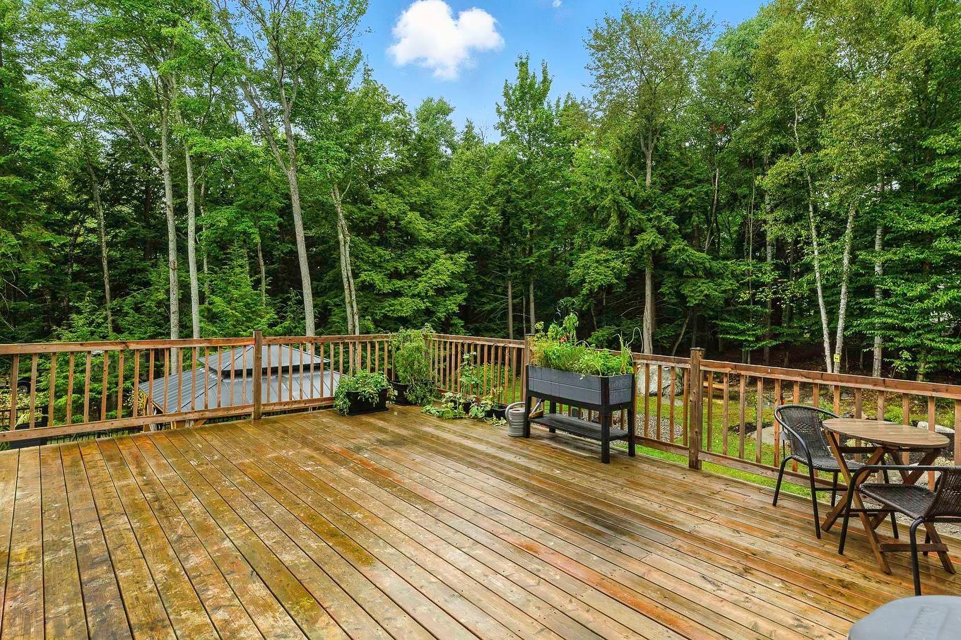 Exterior - 250 Rue D'Orion, Saint-Hippolyte, QC - Outdoor