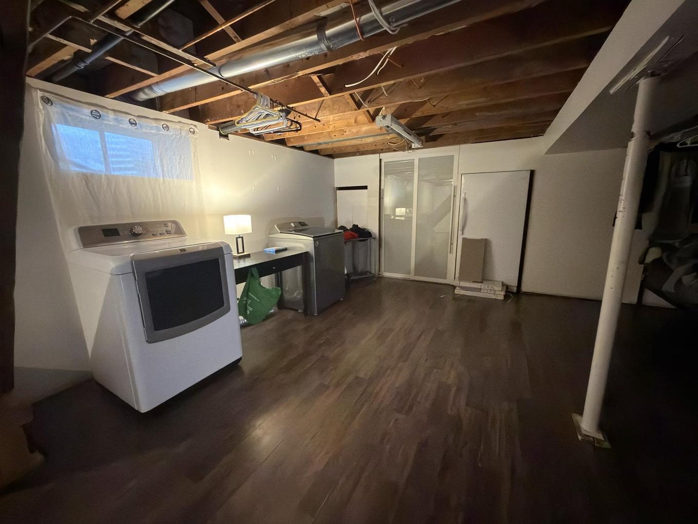 154A Kenogami Road, Longlac, ON - Indoor Photo Showing Laundry Room