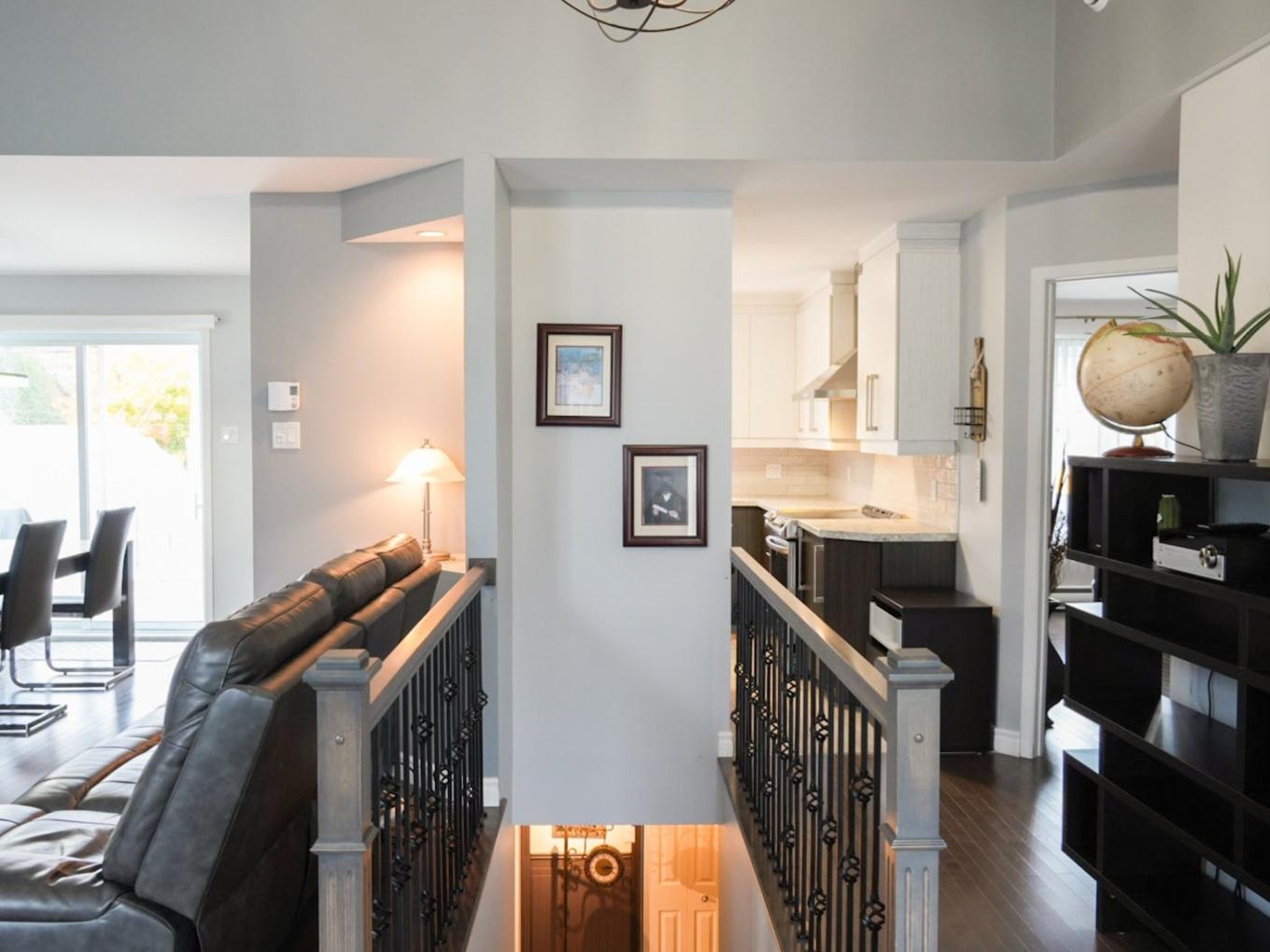 Salon - 61 Rue De L'Anse, Trois-Rivières, QC - Indoor